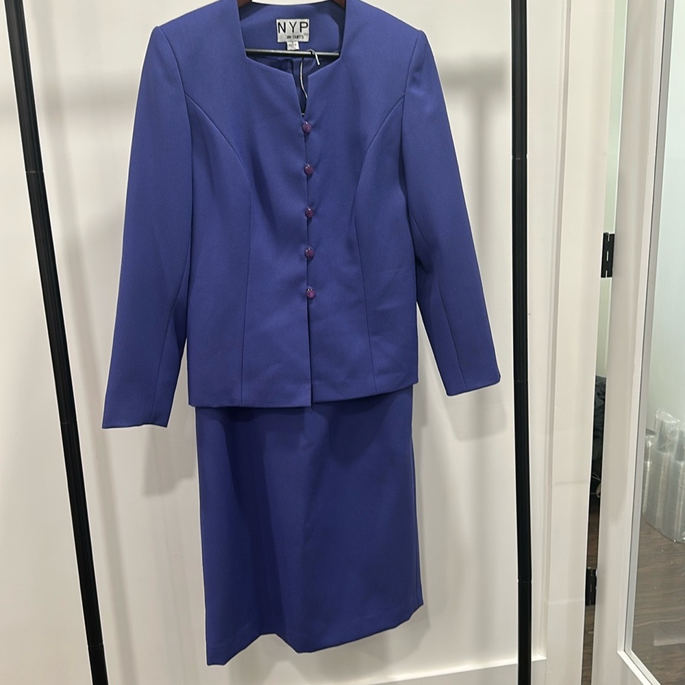 NYP Vintage Women’s Skirt Suit